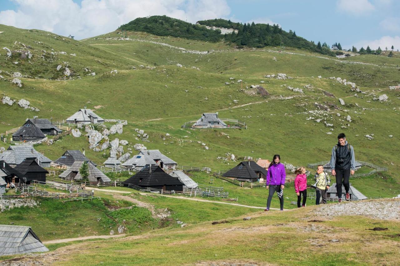 Alpine Chalet Velika Planina - Irenca - I Feel Alps Stahovica Exteriör bild